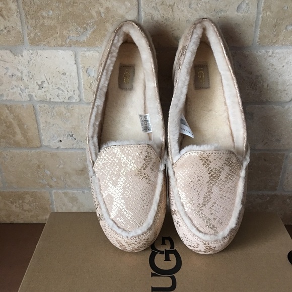 UGG Slippers Loafers Moccasins Flats - Picture 4 of 7